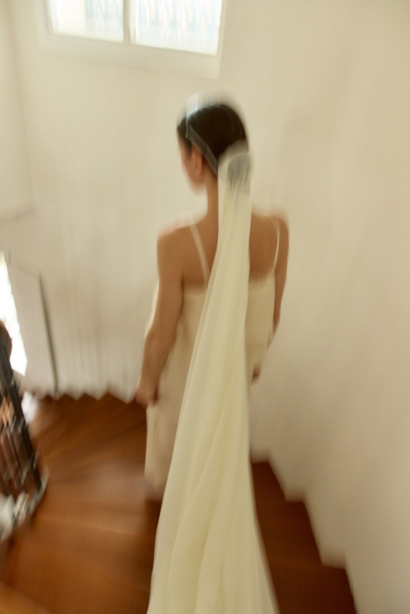 Vestido ROSES Beige - BIMANI