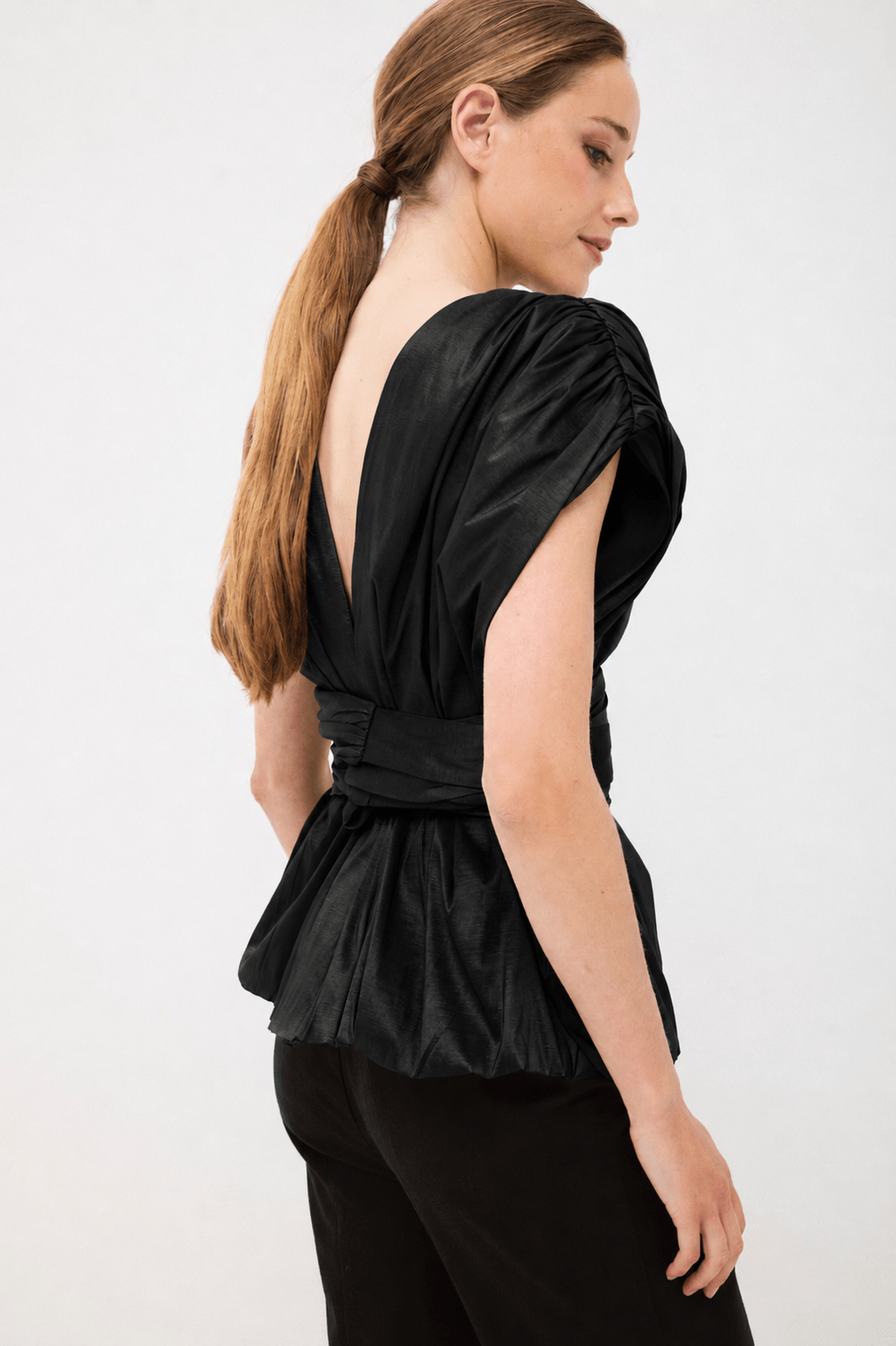 Top VIANNE Negro Magnético - BIMANI