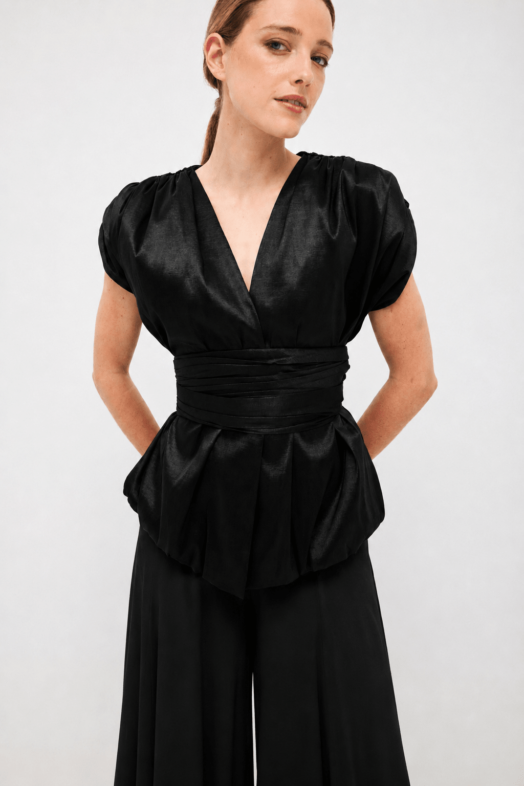 Top VIANNE Negro Magnético - BIMANI