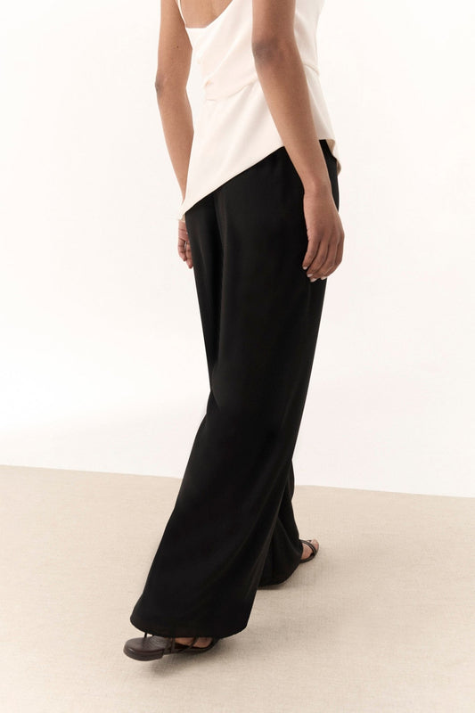 Pantalón LEVANTE Negro Magnético - BIMANI